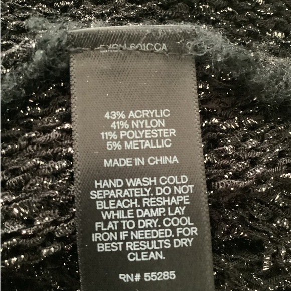 Express crocheted sweater black silver nice over leggings size medium. H… - Picture 10 of 12